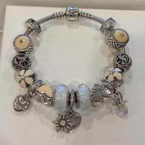 Pandora Silver and Cream Charm Bracelet （Also included cleaning set)